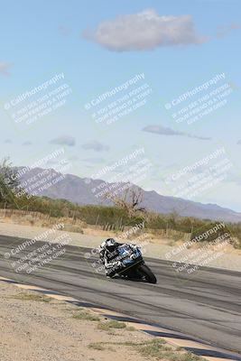 media/Nov-16-2025-Race Pace (Sun) [[8c5fa54630]]/Verified Riders/4-Turn 3 Inside (1050am)/